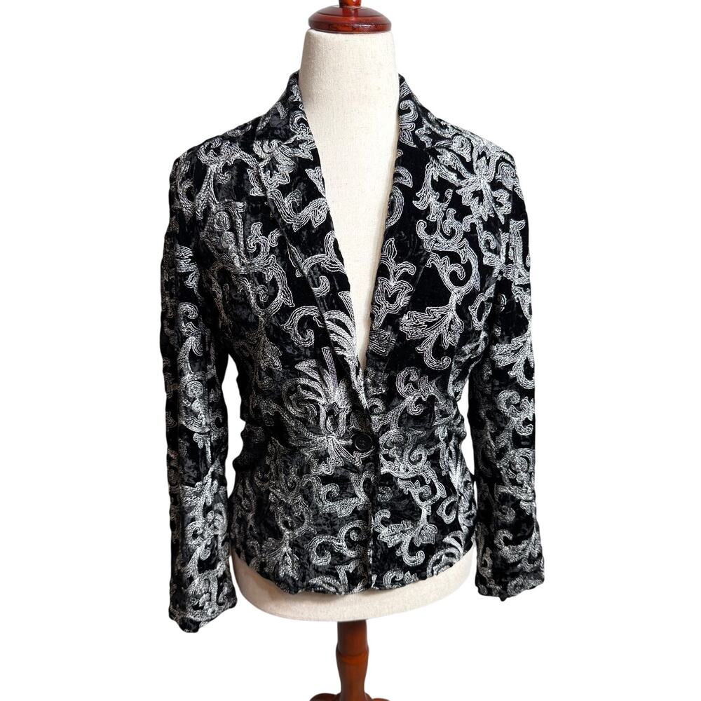 Chico's blazer black velvet with white embroidery lined lapel jacket Sz 0 US S